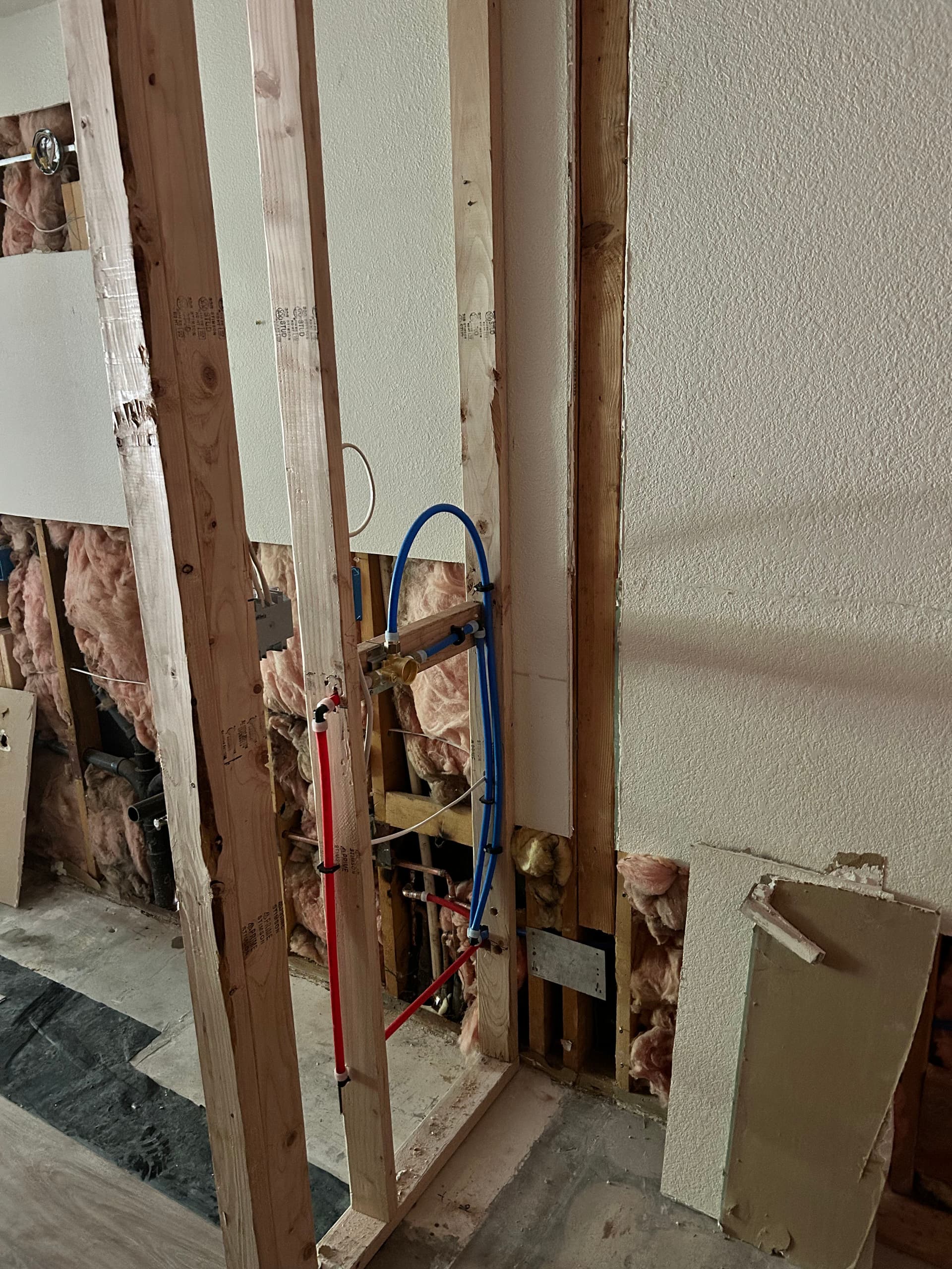 Mastering a Bathroom Makeover with Plumbing Precision