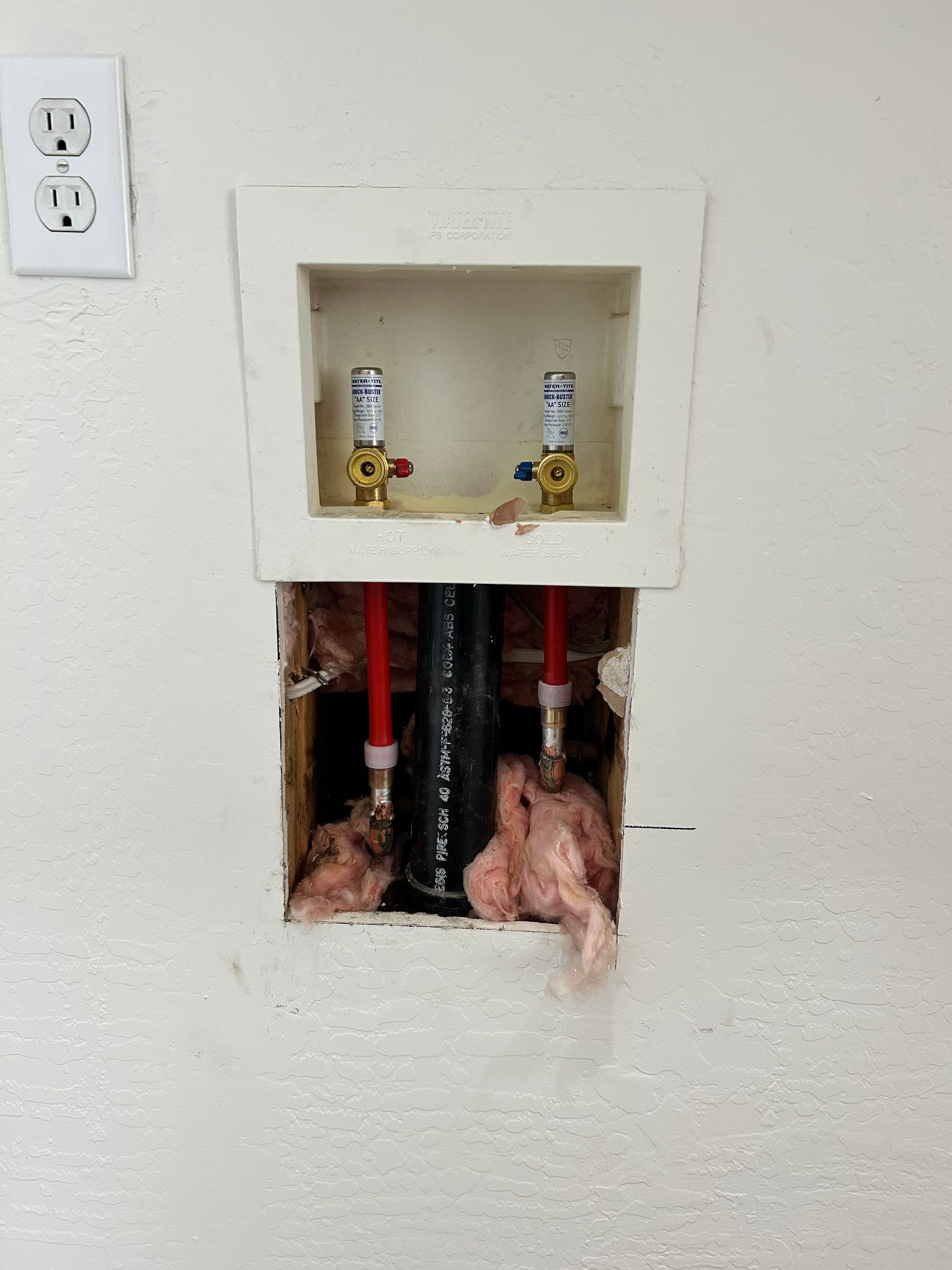 Gallery photos for Stylish Faucet and Fixture Installation: Image #3